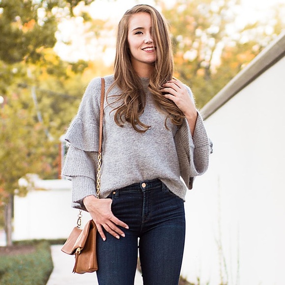 Endless Rose Sweater - Picture 4 of 11